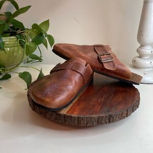 ANTHONY VEER 11 unisex Brown Leather Slip-On Shoes